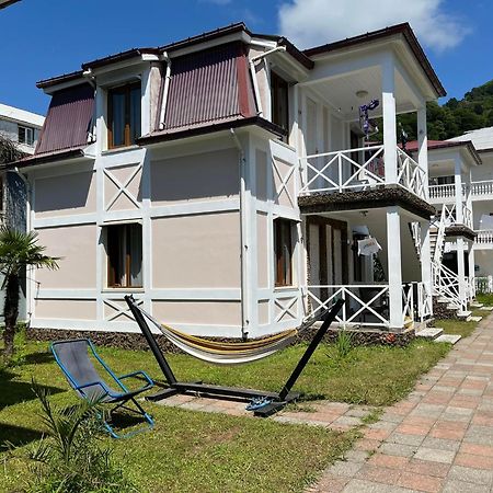 גוניו Guest House Nia מראה חיצוני תמונה
