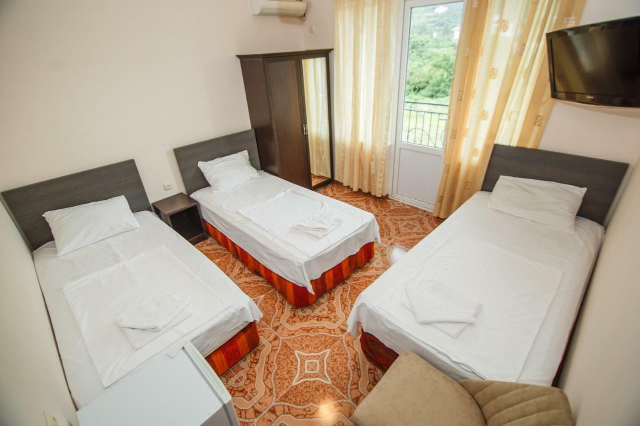 גוניו Guest House Nia מראה חיצוני תמונה
